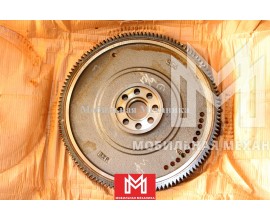 Маховик в сборе Isuzu 4JG2  8971079542